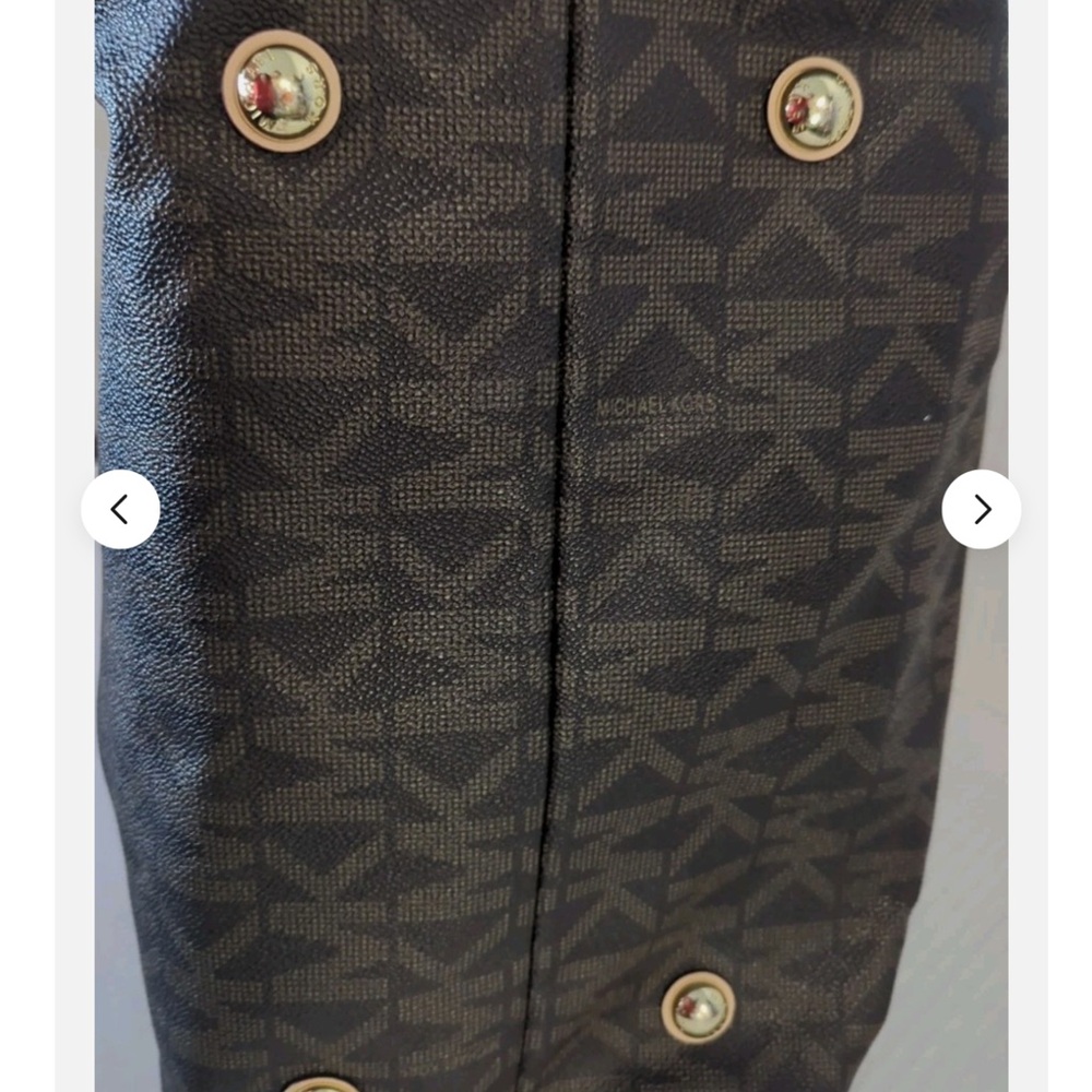 💛 Michael Kors Signature “Grayson” Shoulder Bag - Picture 6 of 9